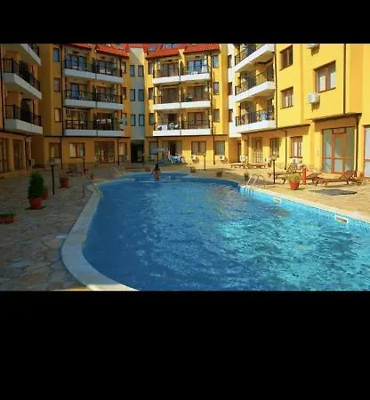 Eggo - Oasis Kamchia Lägenhet